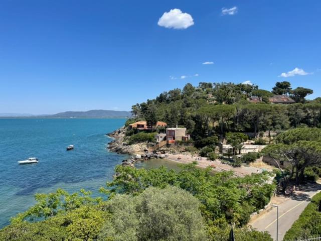Appartamento "Casa Girasole" Con Accesso Diretto Alla Spiaggia Porto Santo Stefano  Exterior foto